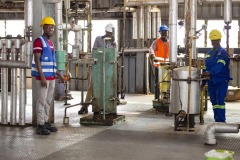 STAFF-AT-THE-REFINERY-FLOOR